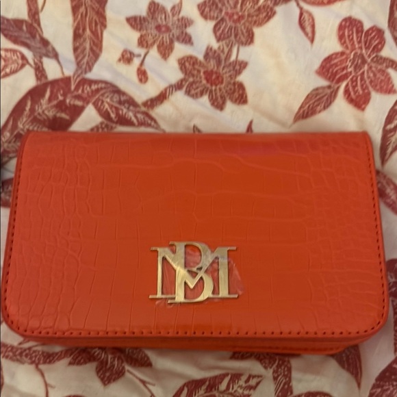 Badgley Mischka Orange Croc-Embossed Bag - Picture 2 of 10